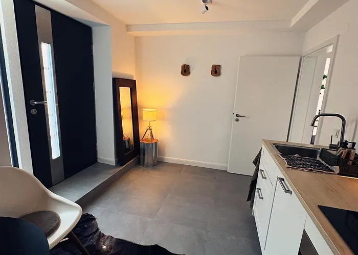 Apartment Große Mit 2 Schlafzimmern *